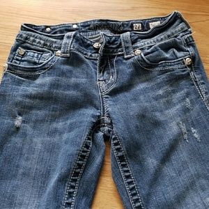27 x 31 Miss Me Jeans